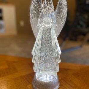 Silver Glittering Angel Glitter Globe